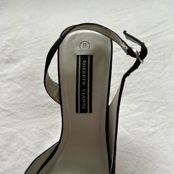 Glitzy kitten heels - Picture 8 of 9